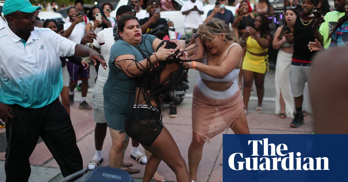 "Florida's Crackdown: State Troops and Increased Fees to Curb Spring Break Lawlessness in Miami Beach"