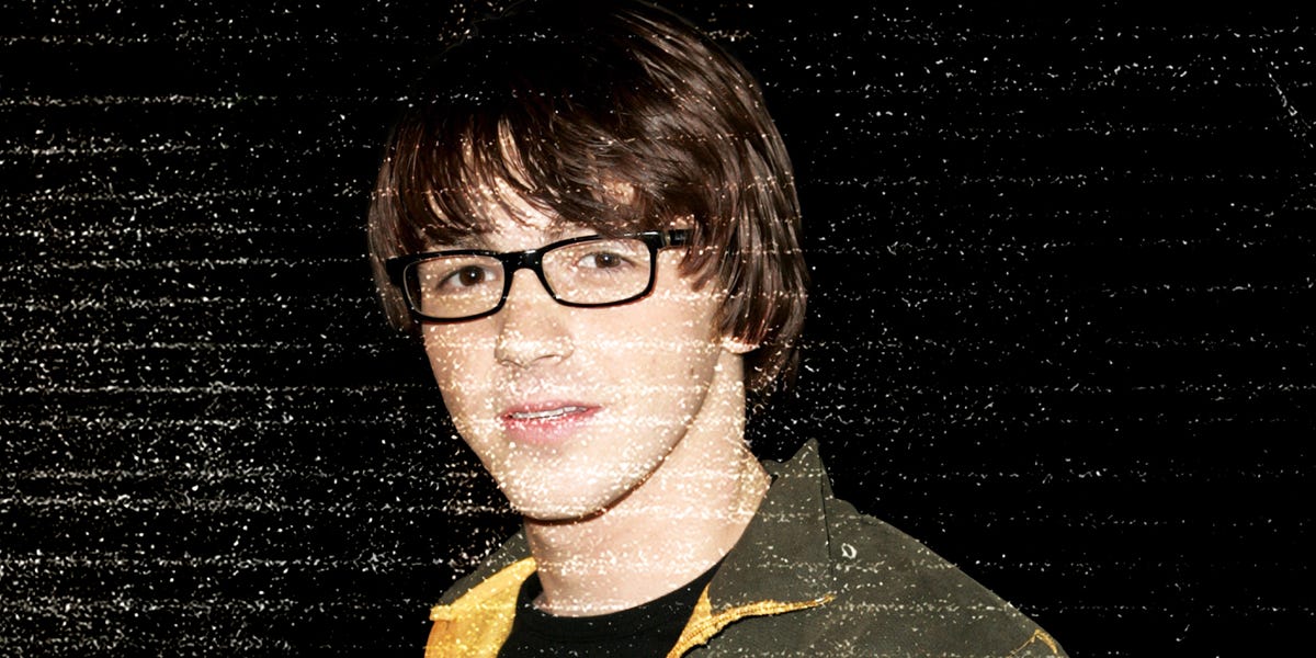 Featured image for "Drake Bell's Allegations of Sexual Abuse by Nickelodeon Coach"