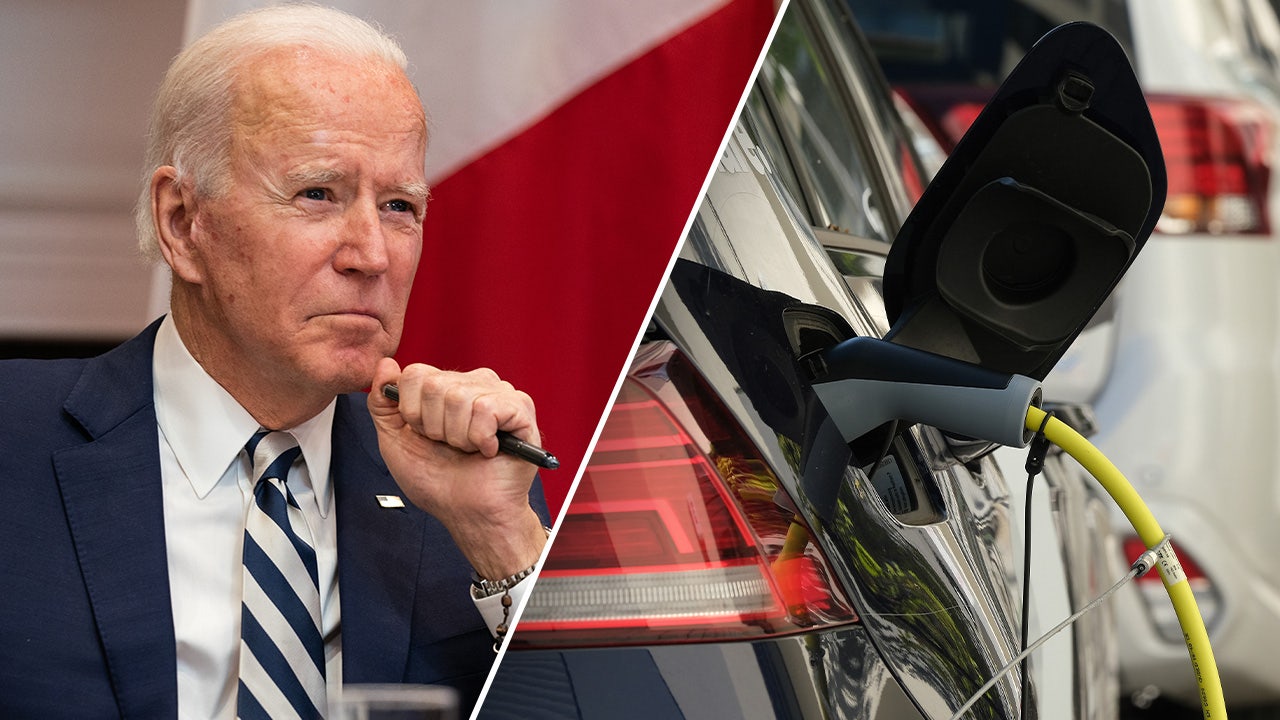 "Americans Hesitant on EVs Despite Biden's Push"