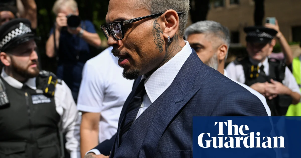 Featured image for Chris Brown Pleads Not Guilty to London Nightclub Assault