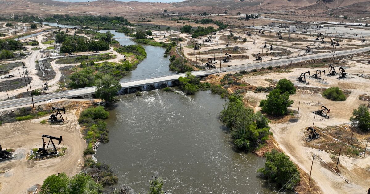 Kern County Braces for Flooding with Preparations and Risk Assessment.
