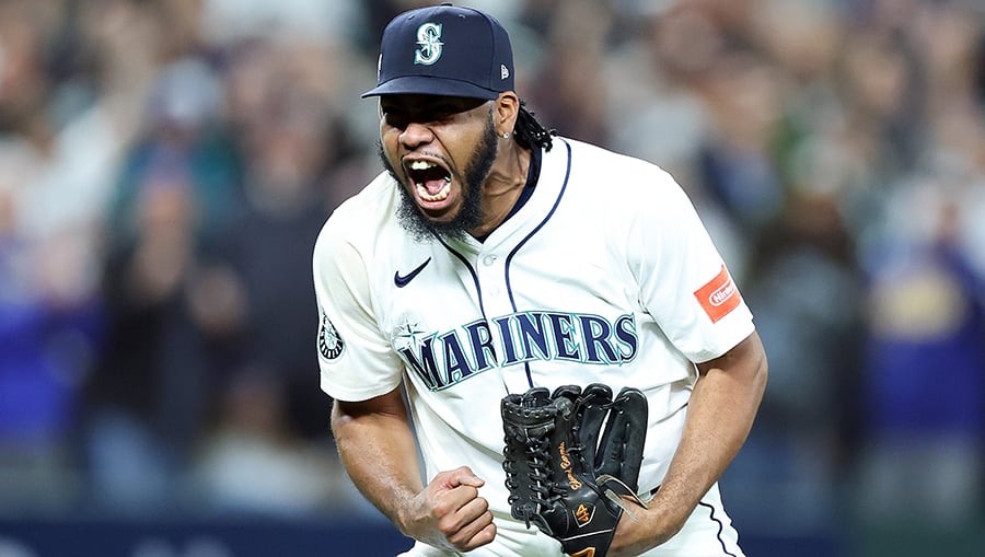 Featured image for Mariners Take Commanding 2-0 Lead in ALCS with Dominant Performance