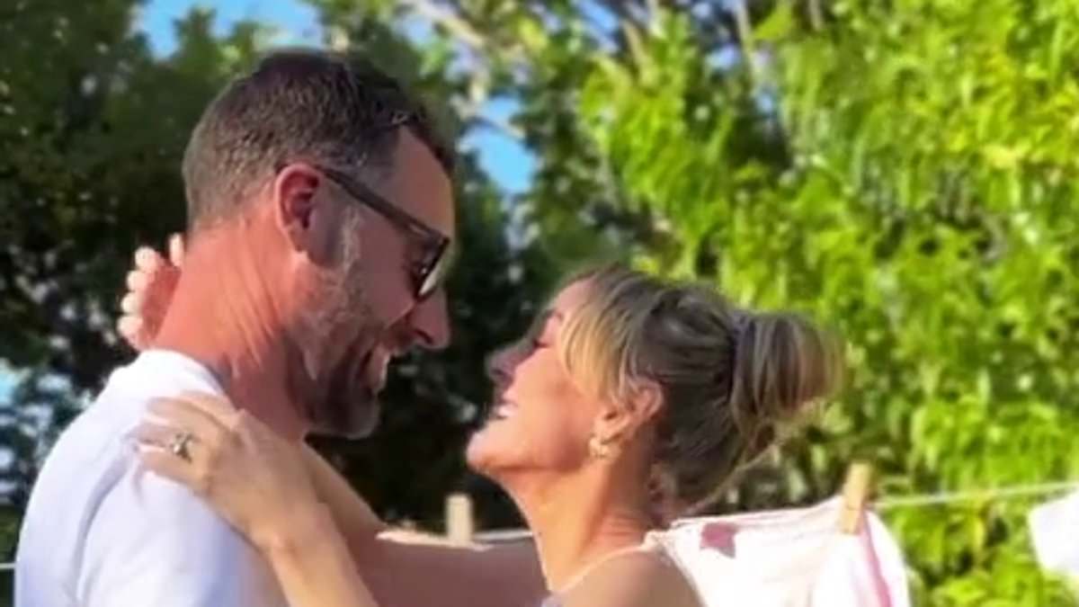 Featured image for Clare Crawley and Ryan Dawkins Welcome Baby Girl via Surrogate