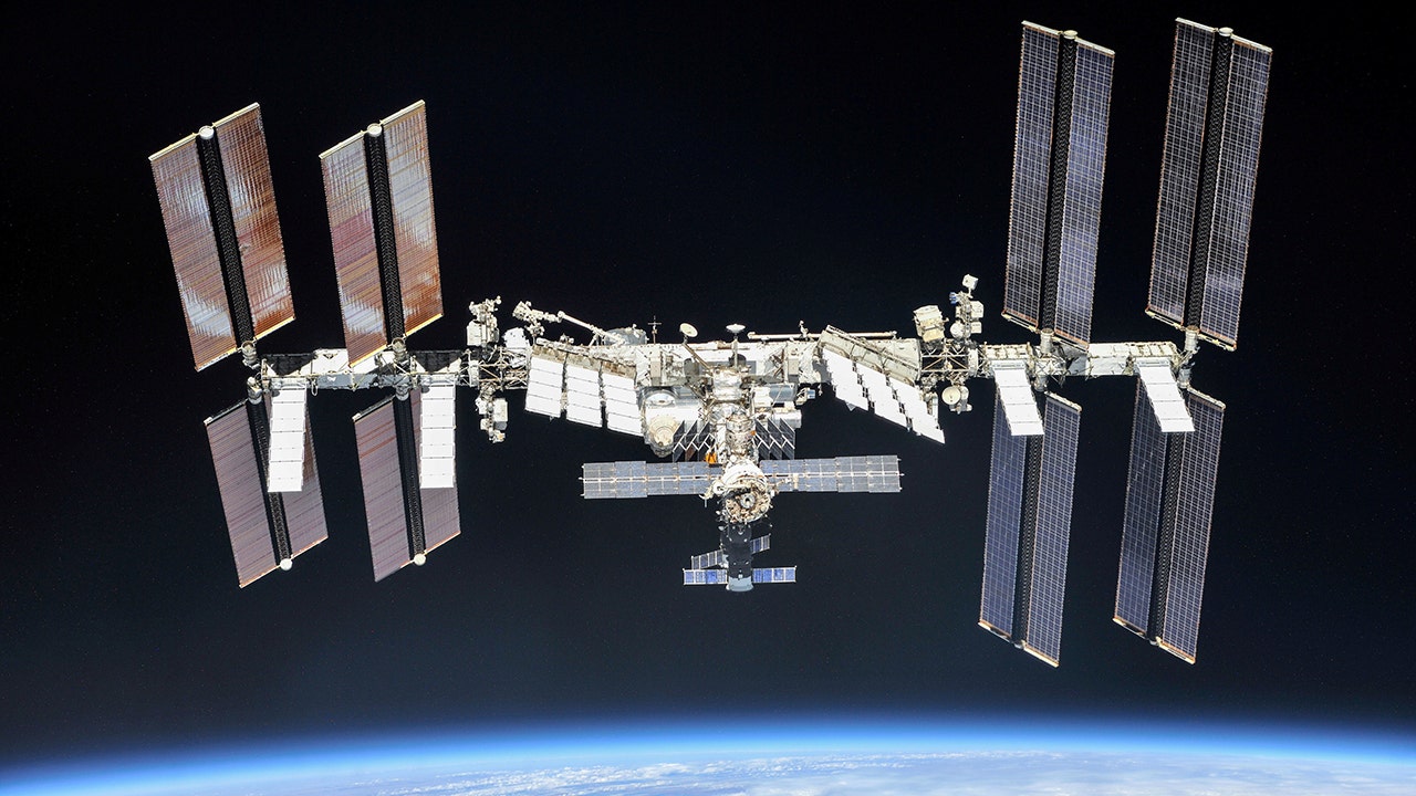 Featured image for "NASA's $1 Billion Plan: Designing a Space-Tug to Retire and Bring Back the International Space Station"