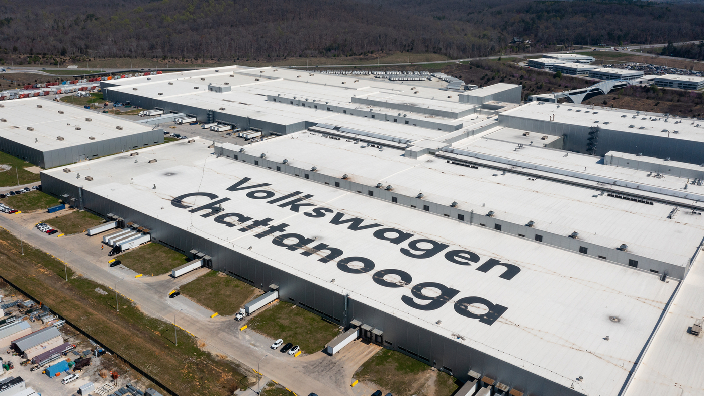 "Southern Volkswagen Workers Vote on UAW Unionization"