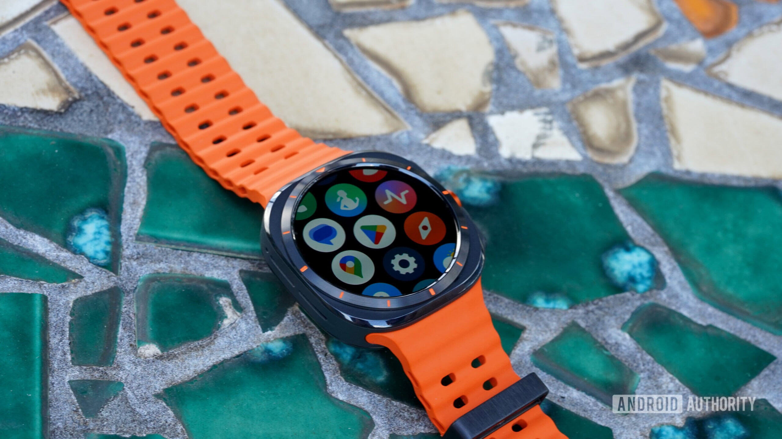 Featured image for Samsung Galaxy Watch Ultra Receives Early Wear OS 6 and One UI 8 Updates