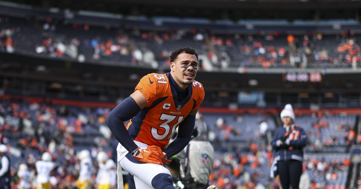 "Packers, Colts, and Bengals Eyeing All-Pro Safety Justin Simmons in Free Agency"