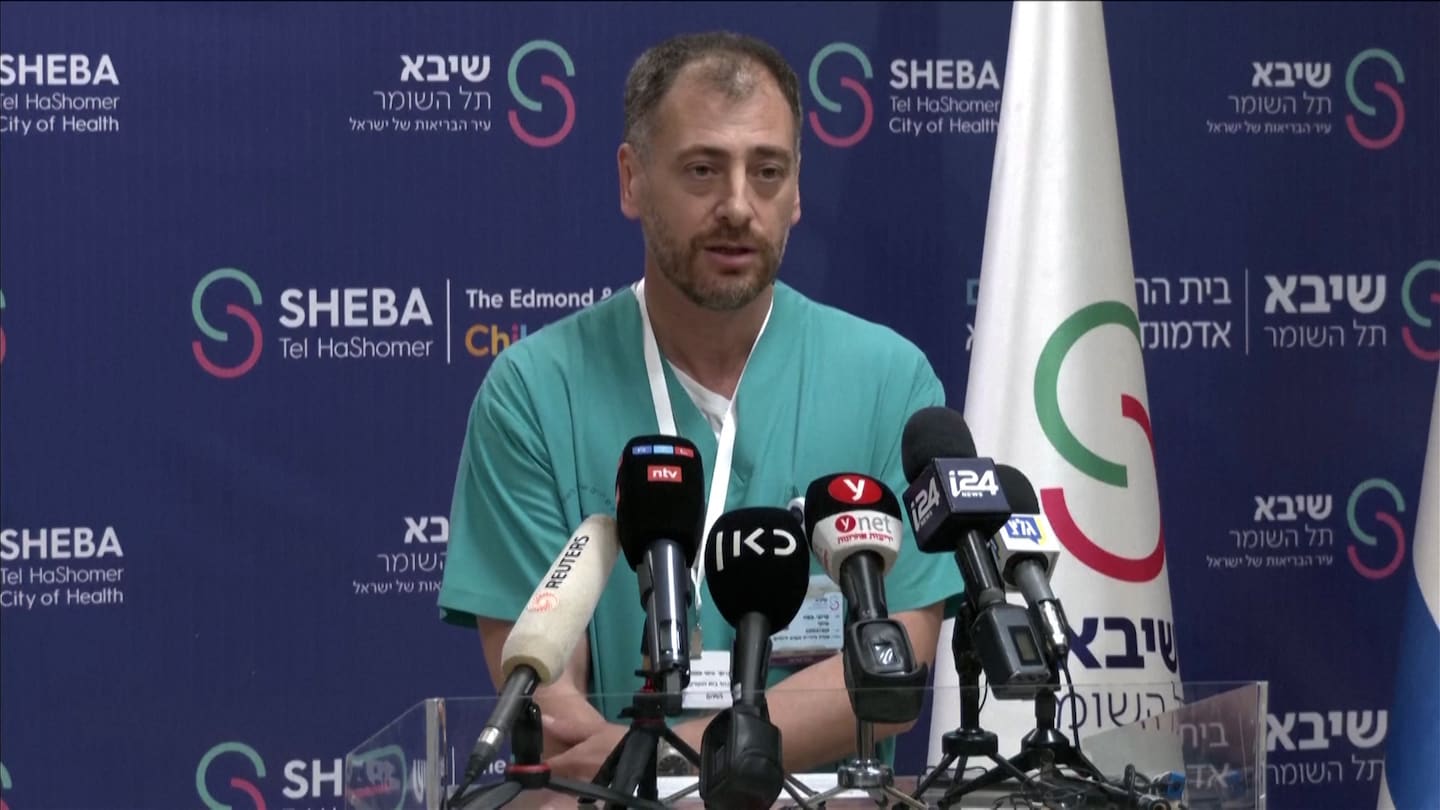"Israel-Hamas Conflict: Captives Released and Commander Killed - Latest Updates"