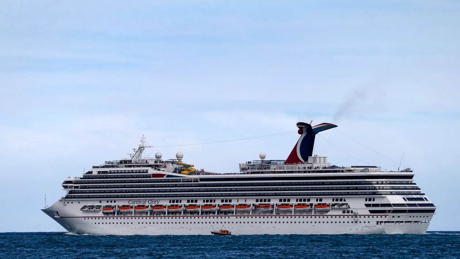 Featured image for Mystery Deepens: Carnival Cruise Passenger Vanishes in Gulf of Mexico