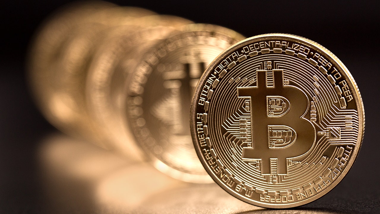Bitcoin Surges Past $50,000, Reaches $1 Trillion Market Cap