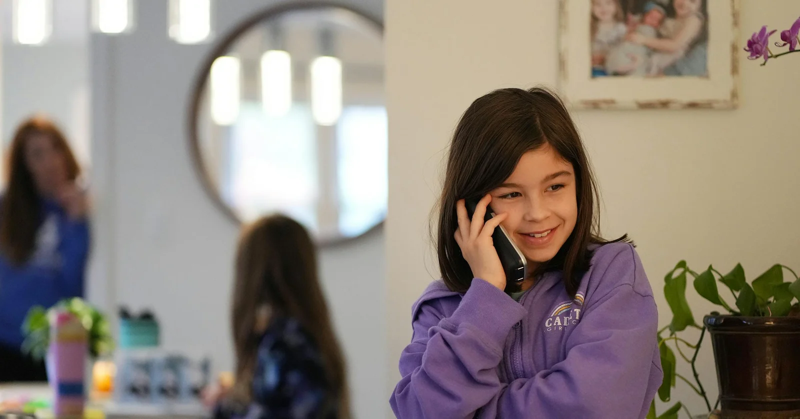 Featured image for Parents Embrace Landlines to Limit Smartphone Use