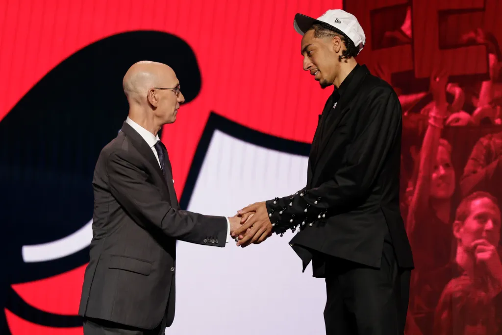 Featured image for Chicago Bulls select French teen Noa Essengue at No. 12 in NBA Draft