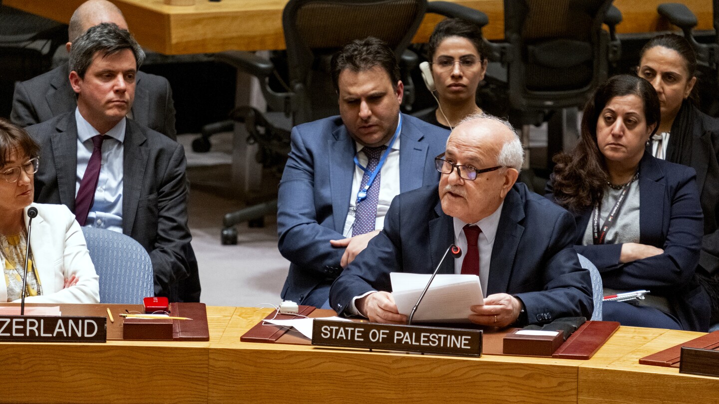 "UN Security Council Revives Palestinian Authority's UN Membership Hopes"