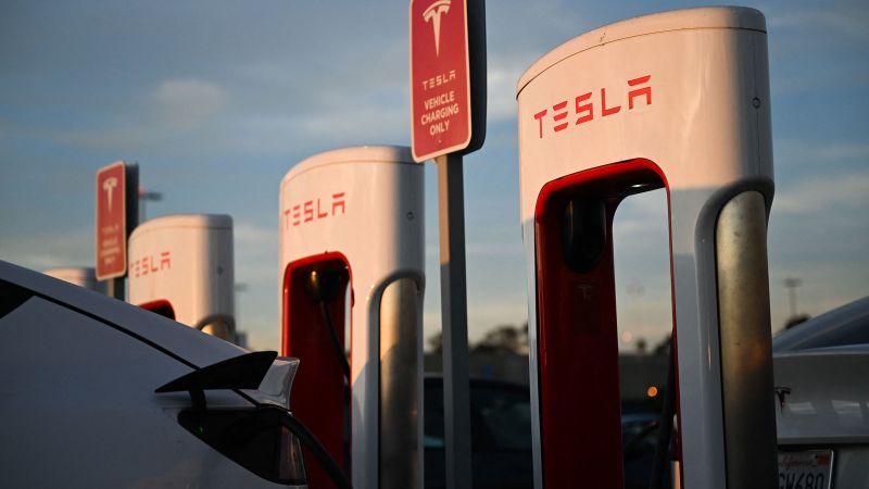 Ford and Tesla team up to expand EV charging network.