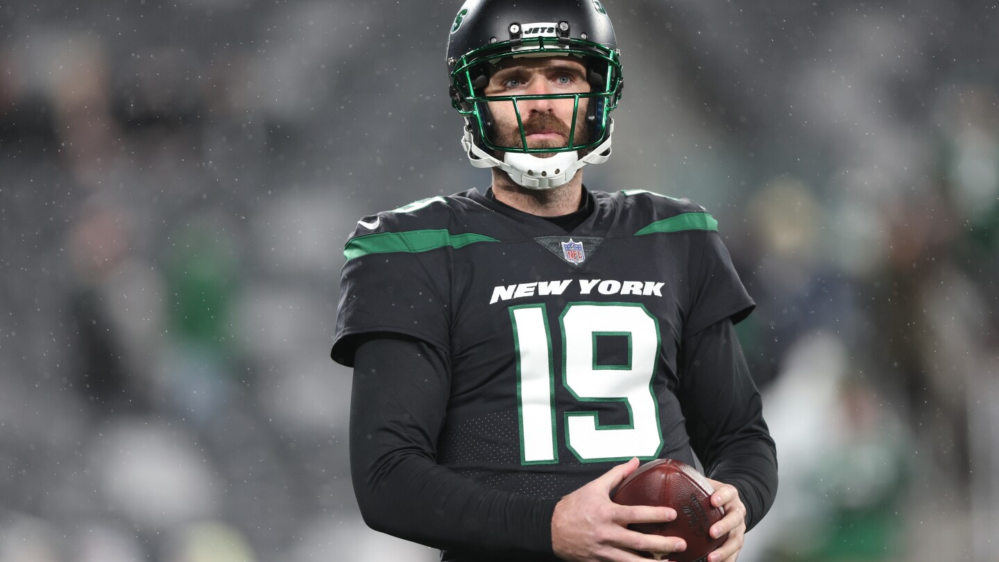 Joe Flacco signs with Browns' practice squad, boosting QB depth