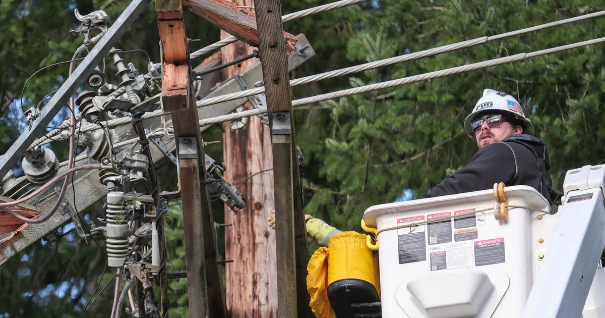 Featured image for West Coast Faces Power Outages Amid Intense Storms and Flood Threats