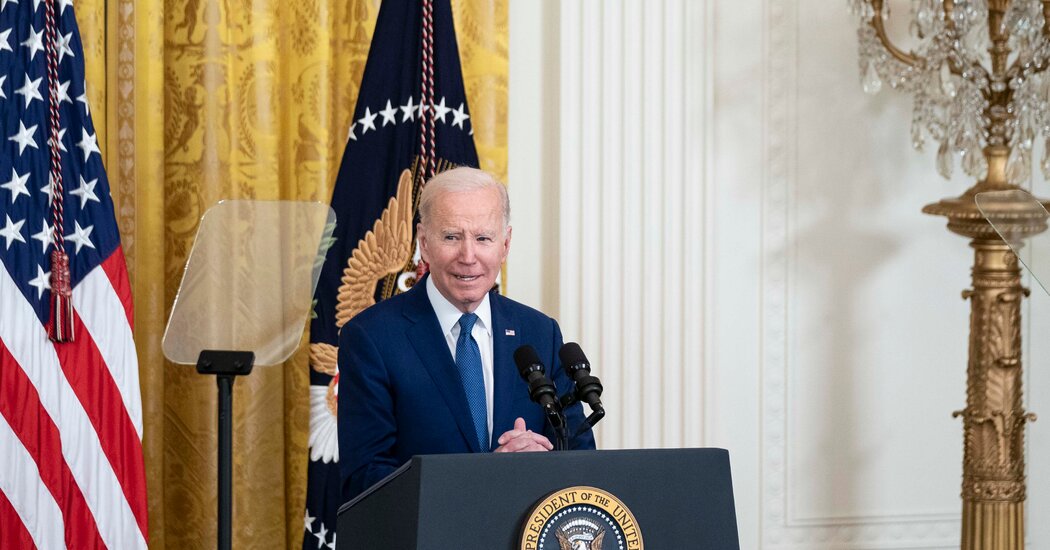 Featured image for U.S. and Canada Strike Deal to Divert Asylum Seekers and Close Roxham Road.