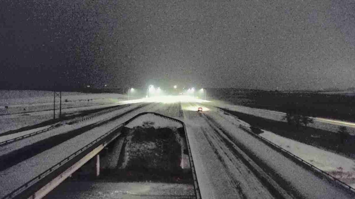 "Winter Storm Disrupts Schools and Travel Across Minnesota"