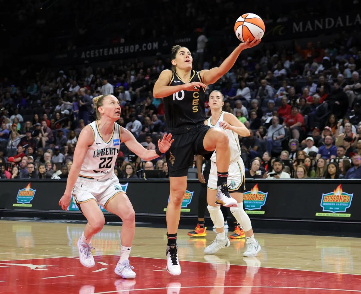 "WNBA Superteams Clash: Aces Dominate Liberty in Blowout Victory"