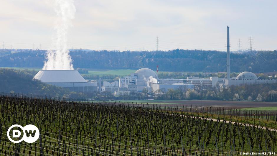 Germany Shuts Down Last Nuclear Plants, Dividing Politicians and Celebrating Environmentalists.