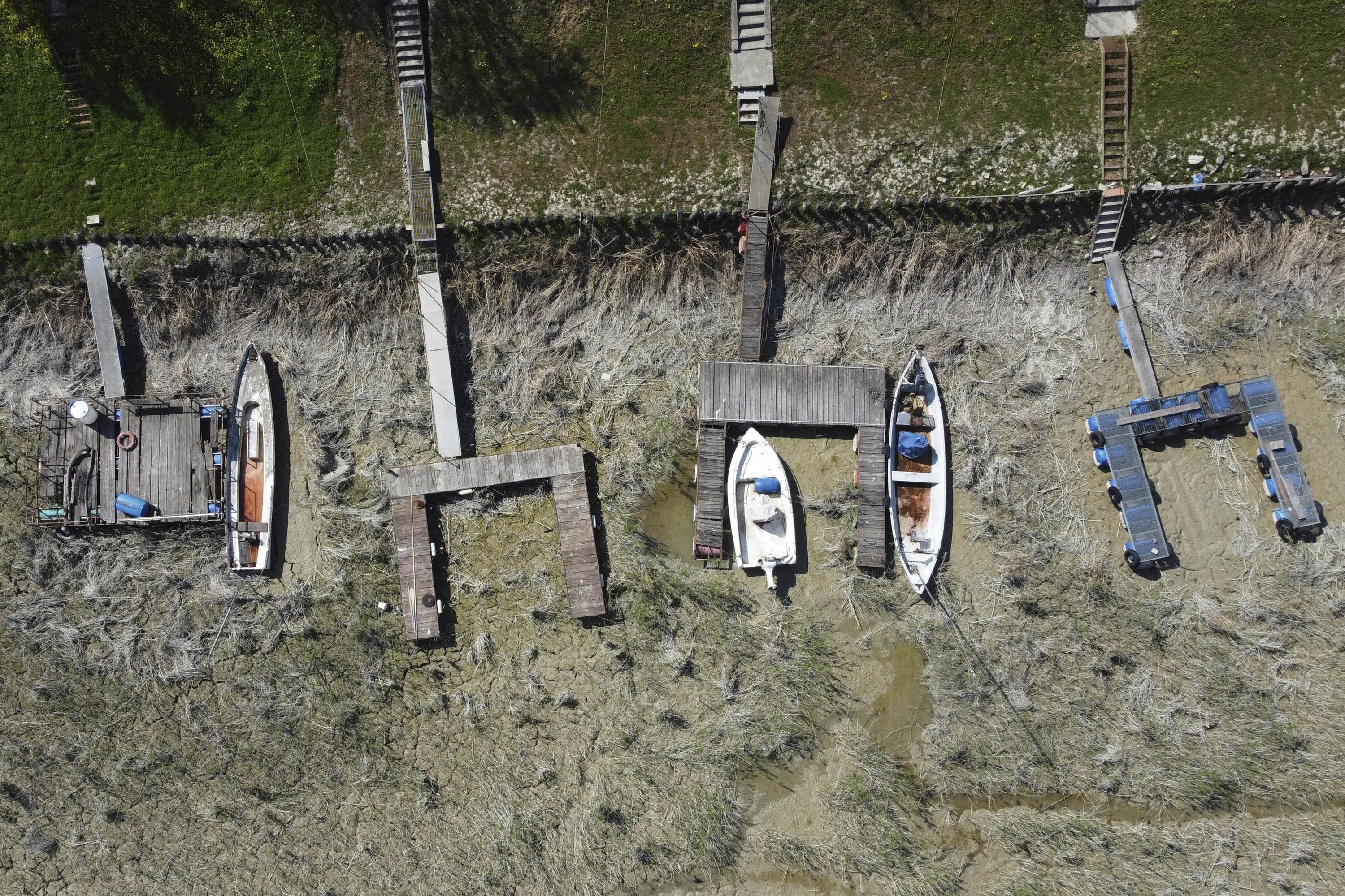 Italy's Po River Faces Drought Due to Snow Shortage