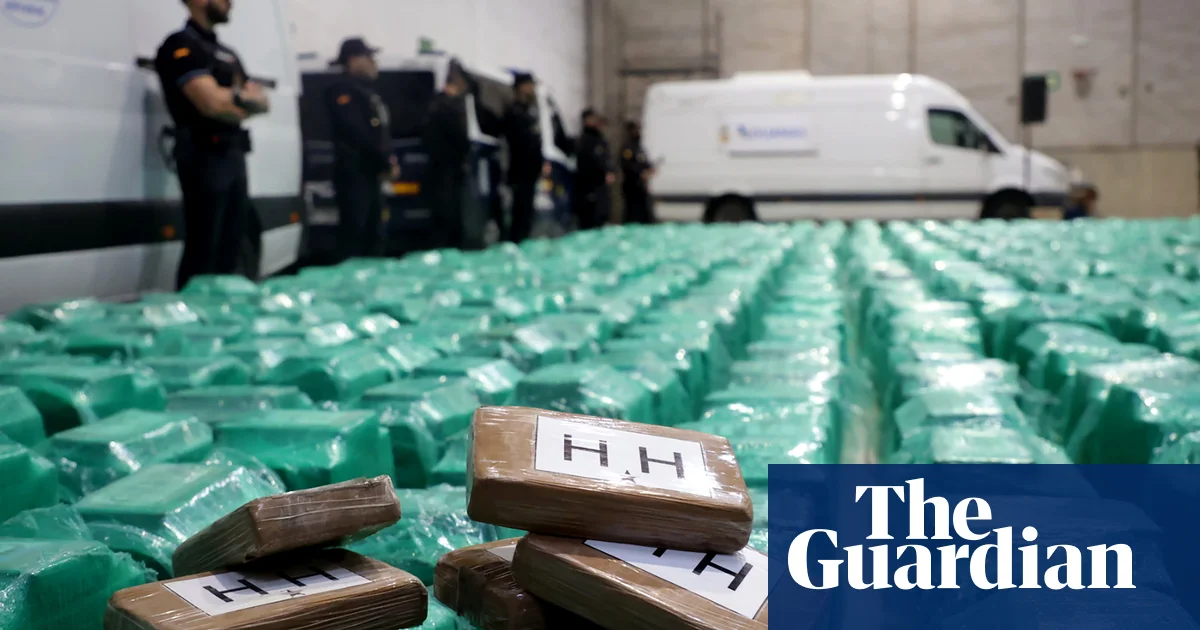 Featured image for Spain's Largest Cocaine Bust: 13 Tonnes Hidden in Bananas from Ecuador