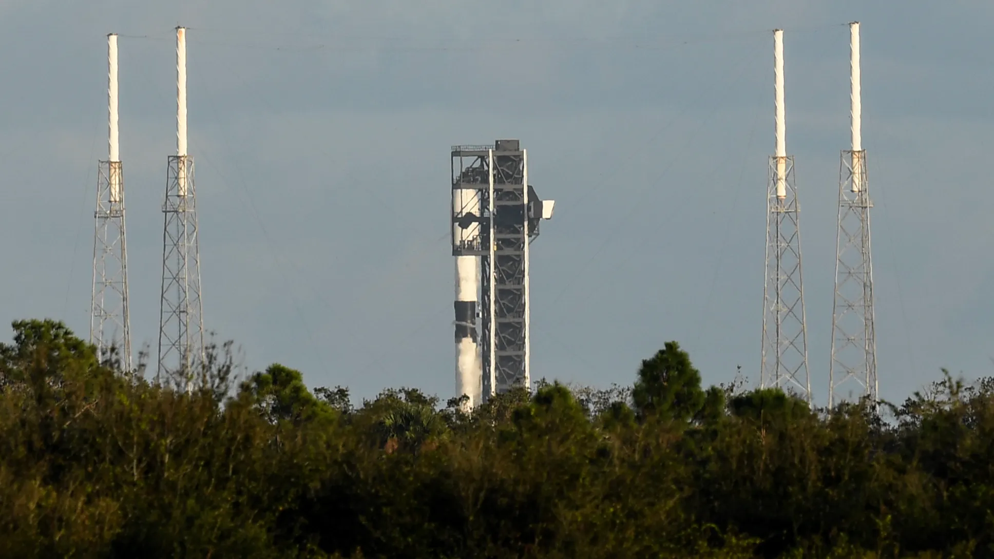 SpaceX Reschedules Starlink Launches Amid Weather Delays