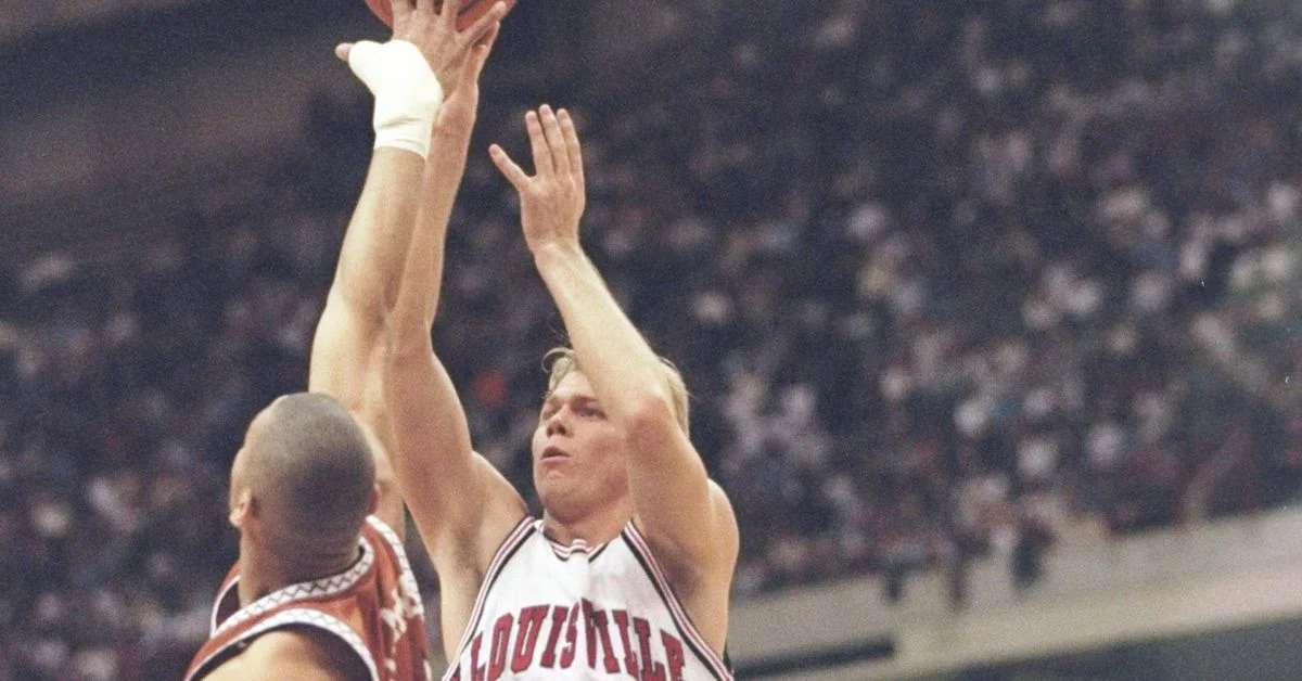 No. 19 Texas Faces Louisville in Empire Classic Showdown