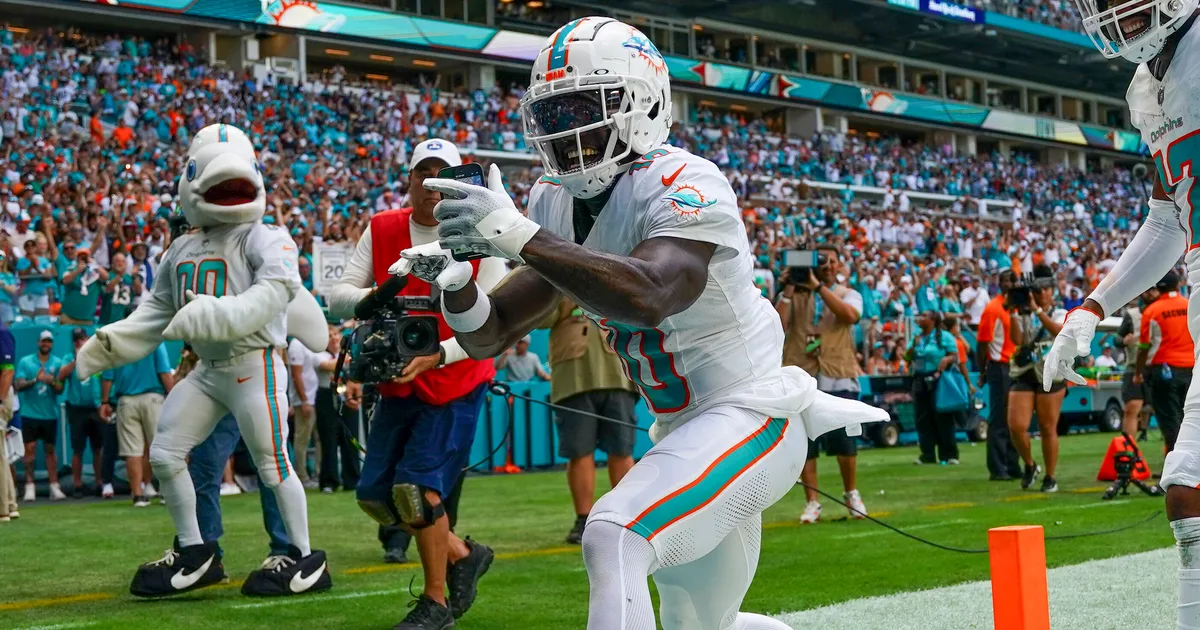 NFL Videographer Suspended for On-Field Phone Incident