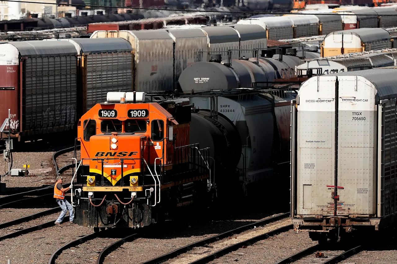 Multiple Train Derailments Across Arizona and Washington State