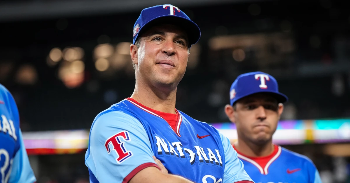 Featured image for Former MLB Star Mark Teixeira Launches Texas Congressional Campaign
