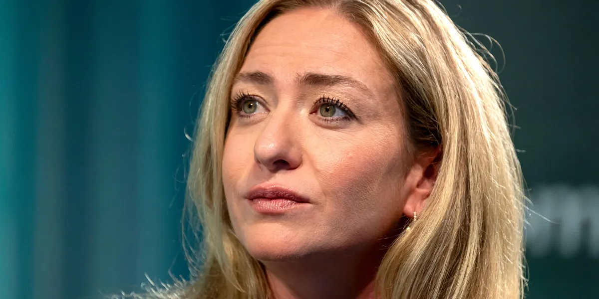 Featured image for Bumble Announces 30% Workforce Reduction Amid Industry Challenges