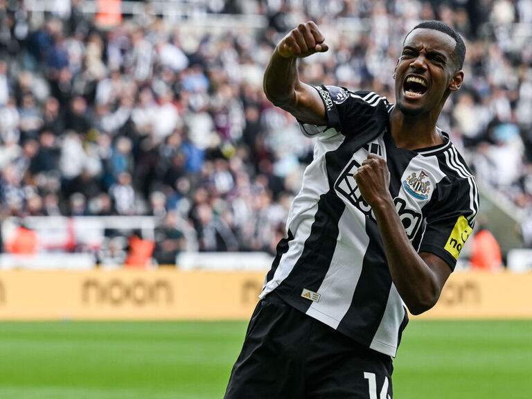 Featured image for Liverpool to sign Isak for £130M in record deal