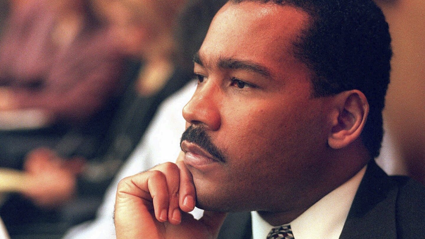 Featured image for "Dexter Scott King, Guardian of MLK's Legacy, Dies at 62"