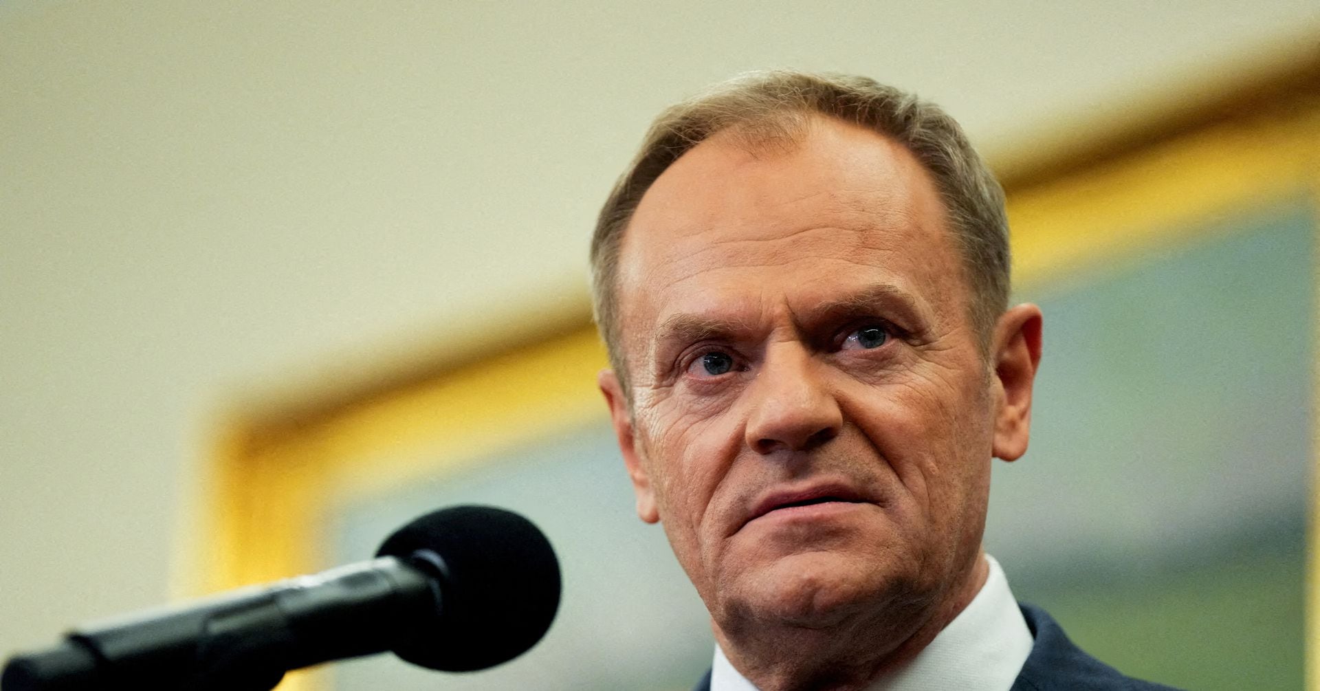 "Tusk's Diplomatic Mission: Addressing Security Concerns in Paris and Berlin Amid Trump's Influence"