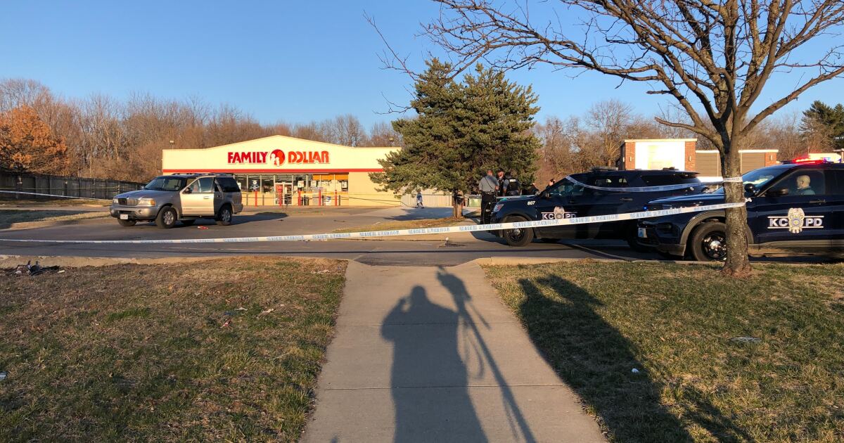 Fatal shooting at Family Dollar parking lot in south Kansas City.