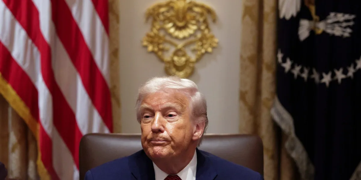 Featured image for Trump Uncertain About GOP's Midterm Control and Economic Impact