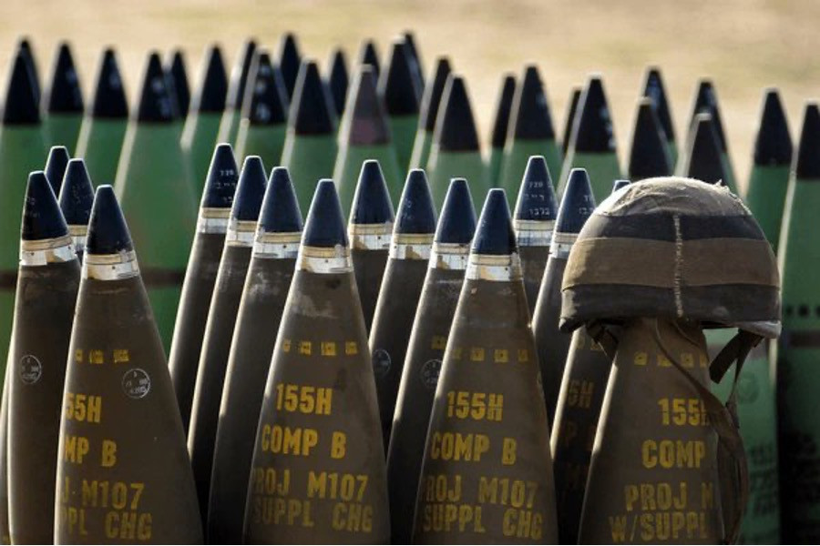 Eastern European Countries Unite to Supply Ammunition for Ukraine