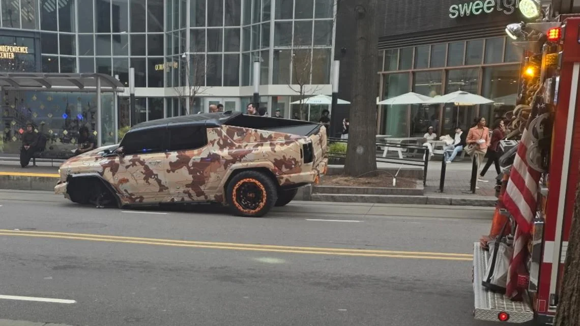 Uptown Charlotte crash involves LaMelo Ball, one injured