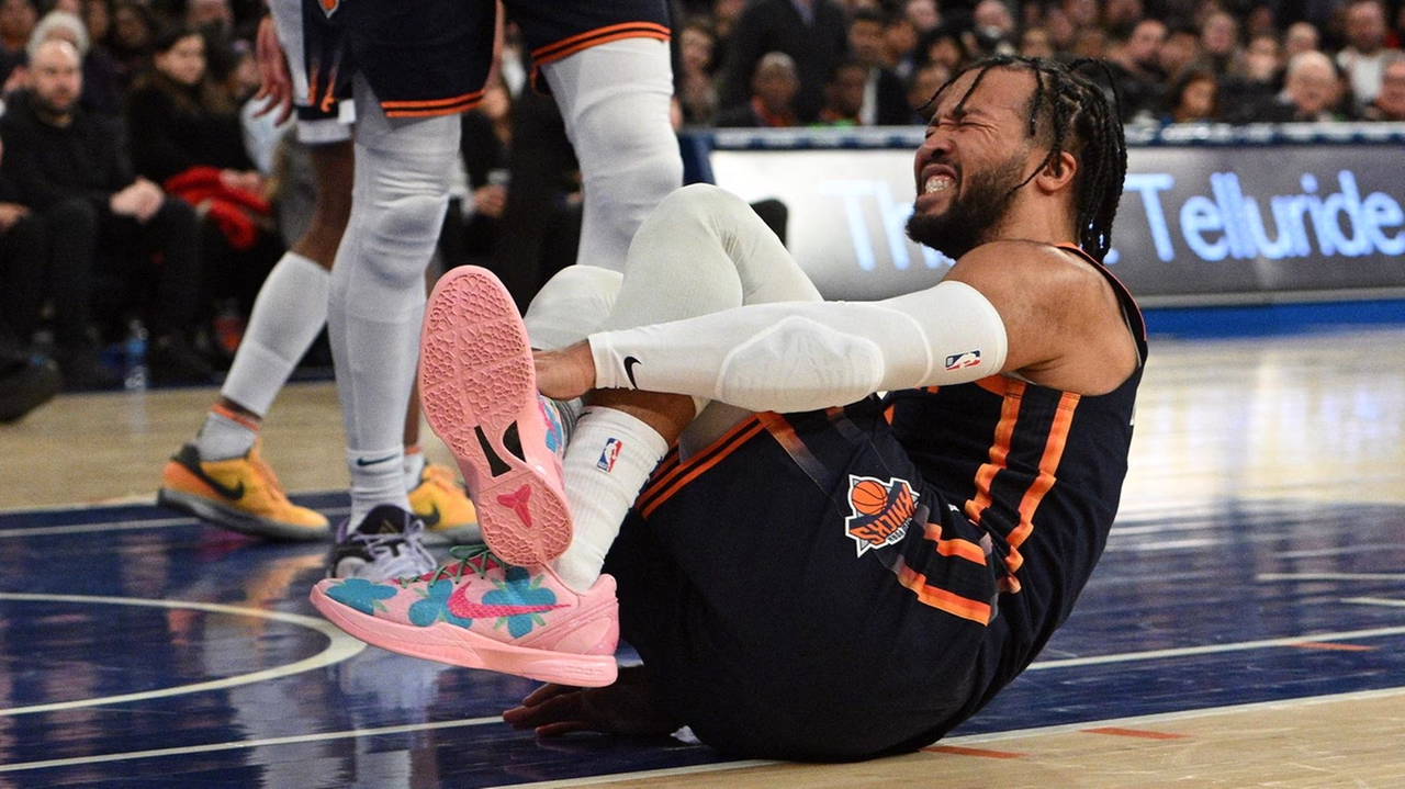 "Knicks' Jalen Brunson Injury Impact and Team's Desperate Need for All-Star Break"