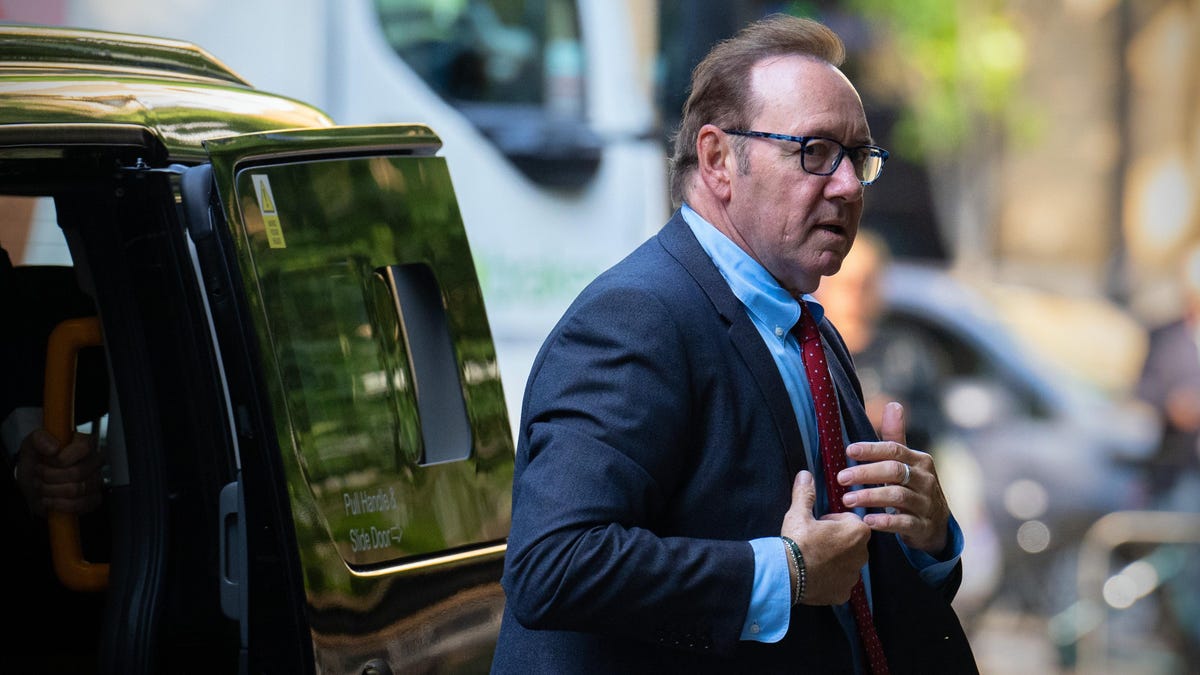 Kevin Spacey Accuser Testifies in U.K. Trial, Alleging Sexual Misconduct