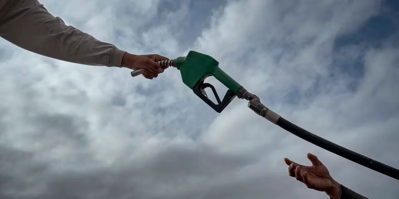 Oil spike kills market melt-up hopes, warns Wall Street veteran