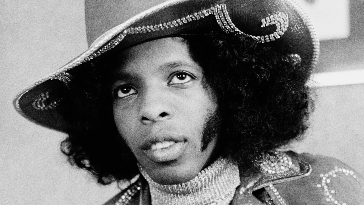 Featured image for Legendary Funk Musician Sly Stone Dies at 82