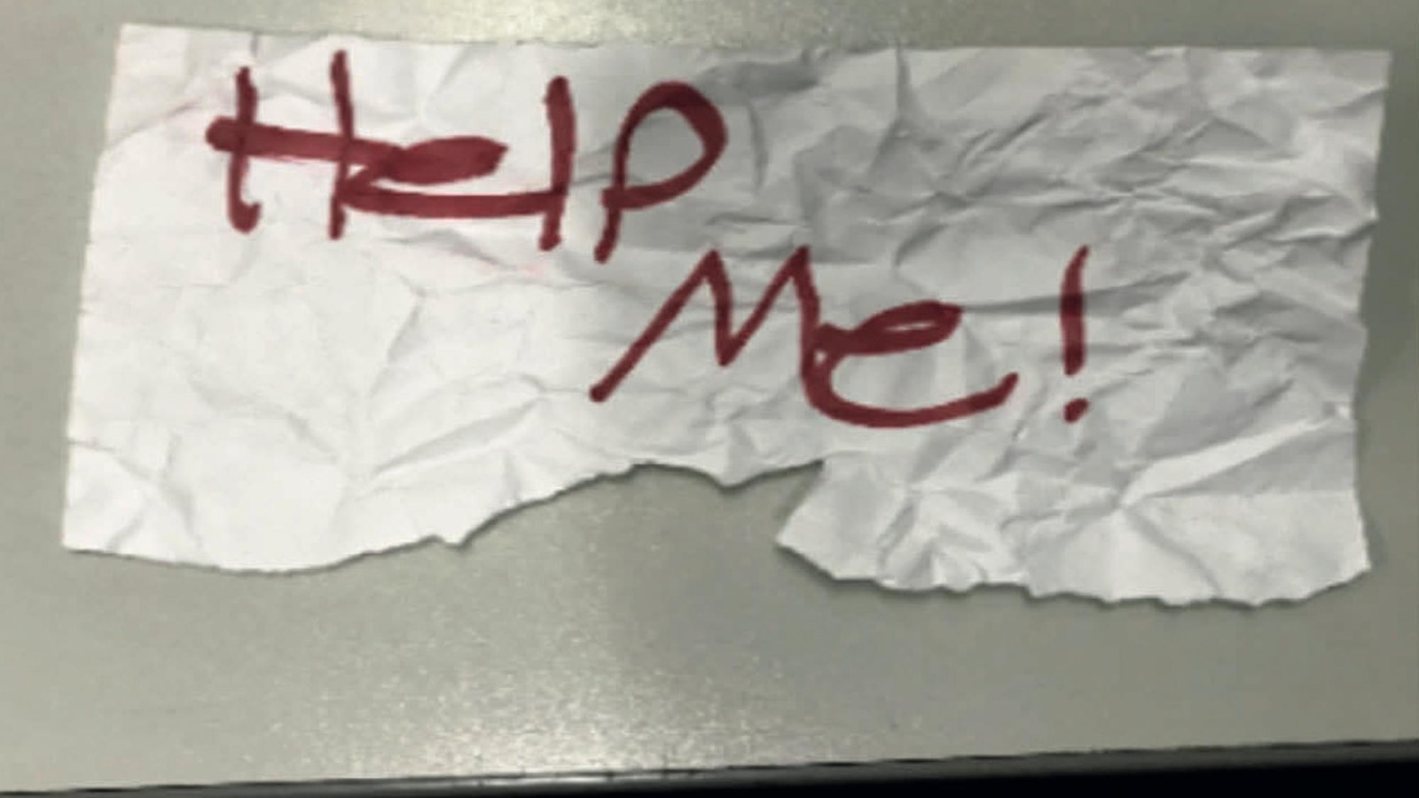 "Texas Man Pleads Guilty to Kidnapping Teen Who Used 'Help Me!' Sign to Escape"