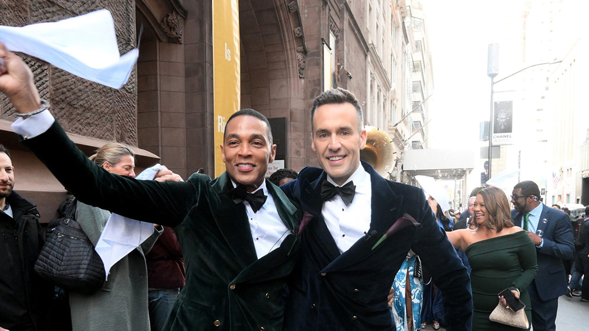 Featured image for "CNN's Don Lemon Ties the Knot with Tim Malone in NYC"