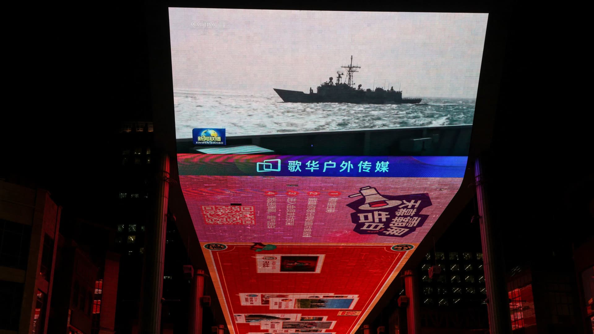 Featured image for China Conducts Large-Scale Military Drills Around Taiwan