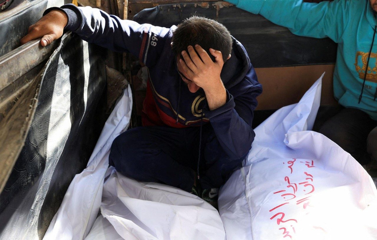 Pope Leo Urges Peace and Humanitarian Aid in Ukraine and Gaza