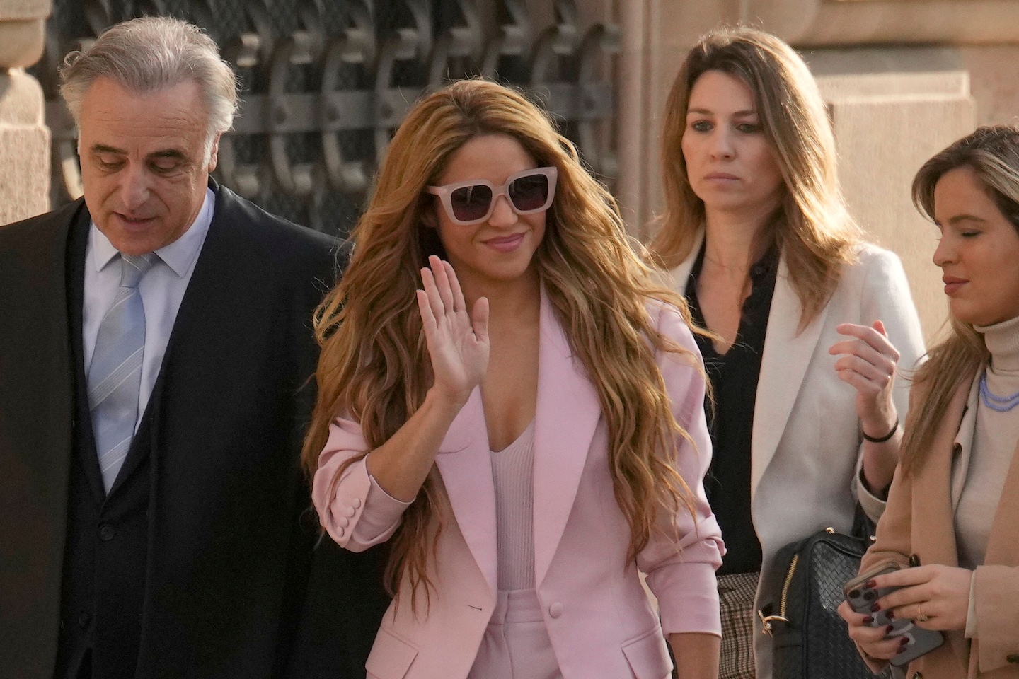 Featured image for Shakira's Last-Minute Deal: Avoiding Prison in Spanish Tax Fraud Case