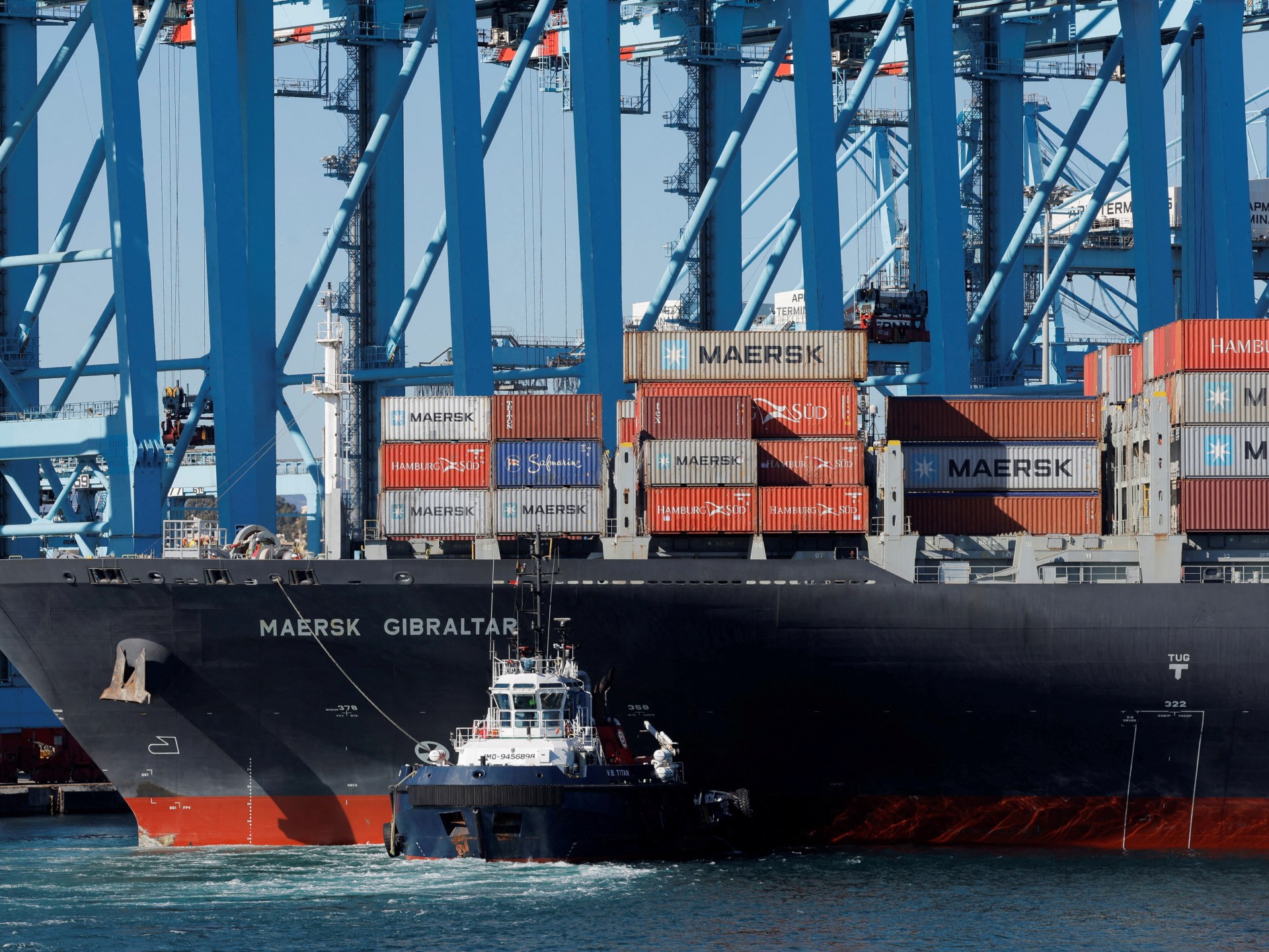 Houthi Attacks in Red Sea Disrupt Shipping Traffic