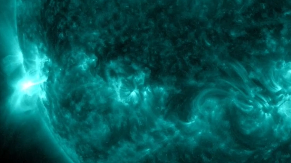 NASA captures powerful solar flare from the Sun